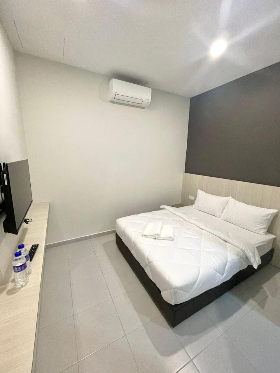 Garden Inns Motel Kangar Ngoại thất bức ảnh
